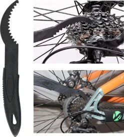 VITAMO Fietsketting Reiniger + 4 Borstels - Fiets Ketting Schoonmaken - Kettingbeschermer - Fietsgereedschap - Kettingborstel - Fietsversnelling Cleaner - Fietskettingreiniger - Schoonmaak Set - Gratis Handschoenen -Fietsenreeksen Winkel 1082x1200