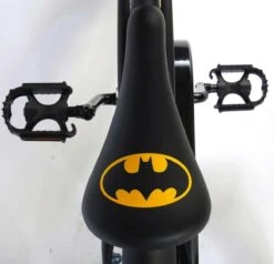 Volare Batman Kinderfiets - Jongens - 16 Inch - Zwart/Blauw - 95% Afgemonteerd -Fietsenreeksen Winkel 1200x1158 1