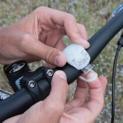 Merkloos Dutch Gadgets - Fietslampjes LED - Set Wit En Rood - Inclusief Batterijen -Fietsenreeksen Winkel 1200x1200 453