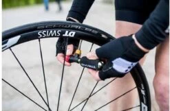 Trivio - CO2 Adapter + CO2 Patroon 16 Gram + Neoprene Huls -Fietsenreeksen Winkel 1200x787 7