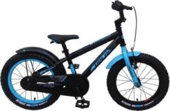 Volare Rocky Kinderfiets - 16 Inch - Zwart Blauw - 95% Afgemonteerd - Prime Collection 33 Volare Rocky Kinderfiets - 16 Inch - Zwart Blauw - 95% Afgemonteerd - Prime Collection -Fietsenreeksen Winkel 1200x788 2