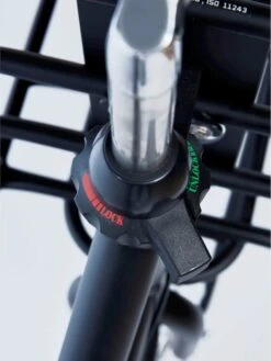 Cortina U4 - Stadsfiets - D50 - Jet Black Matt - R3 -Fietsenreeksen Winkel 901x1200